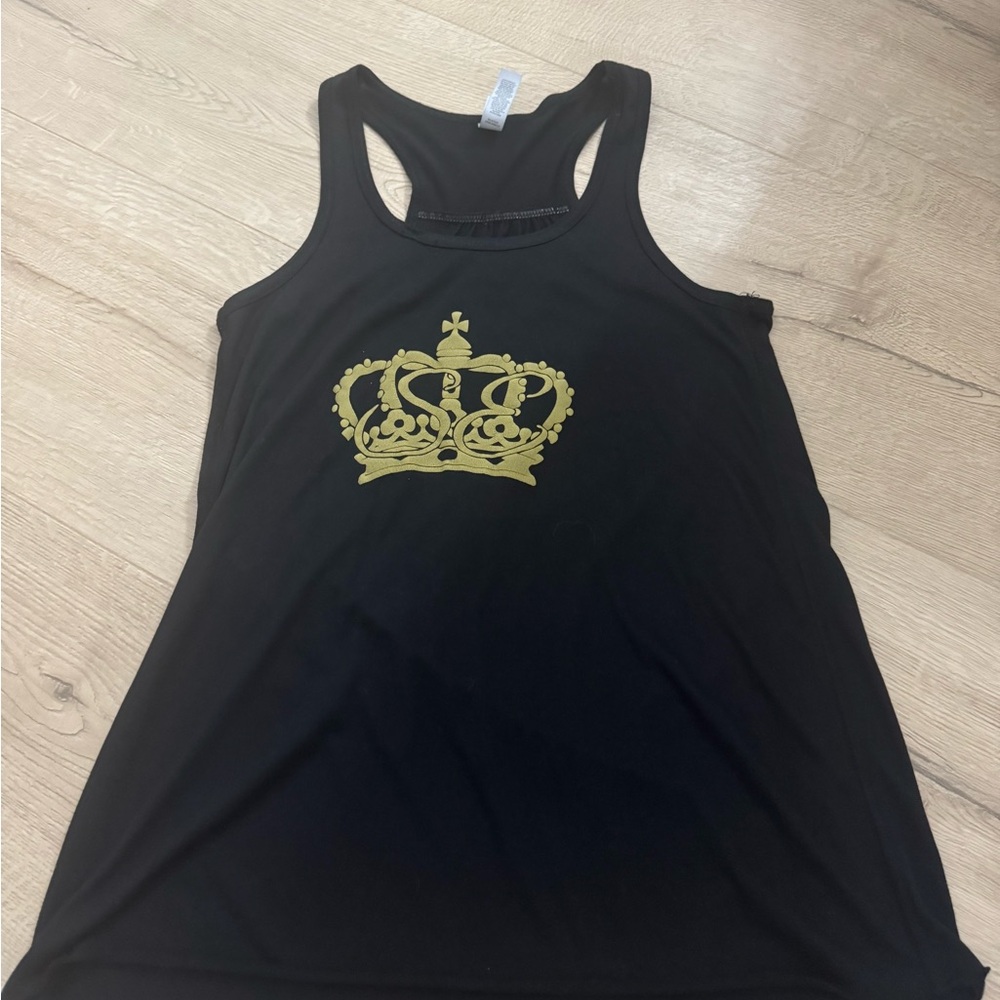 black senior elite crown tank